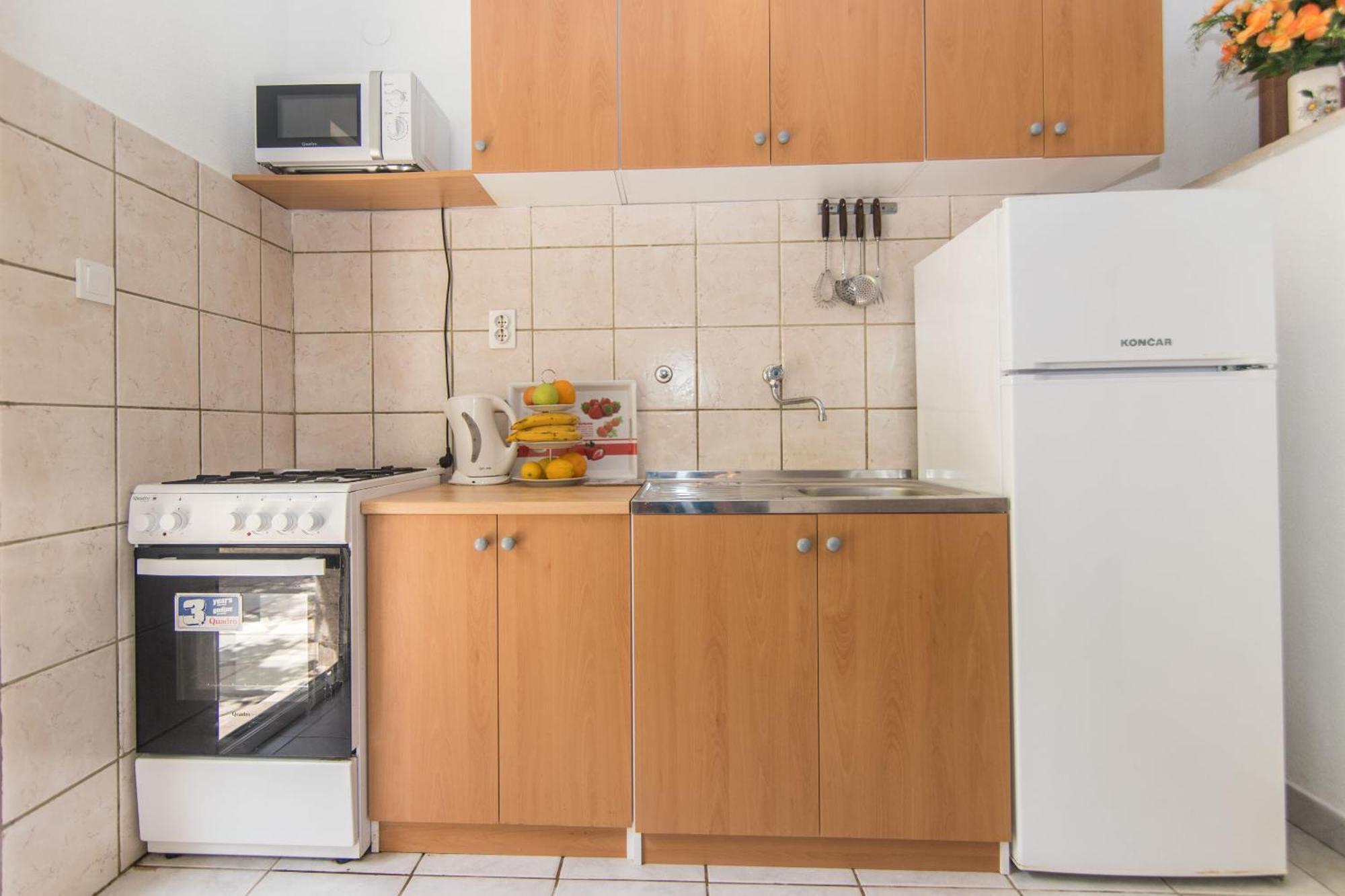 Apartments Jelena Bogomolje Экстерьер фото